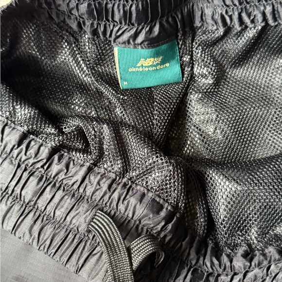 Aimé Leon Dore x New Balance Track Pant /  black and green - Picture 7 of 15